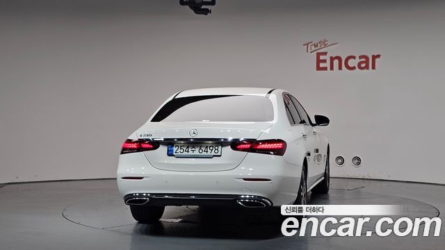 Mercedes-Benz E-Class E250 Avantgarde