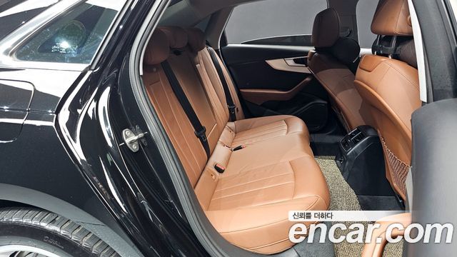 Audi A4 40 TFSI
