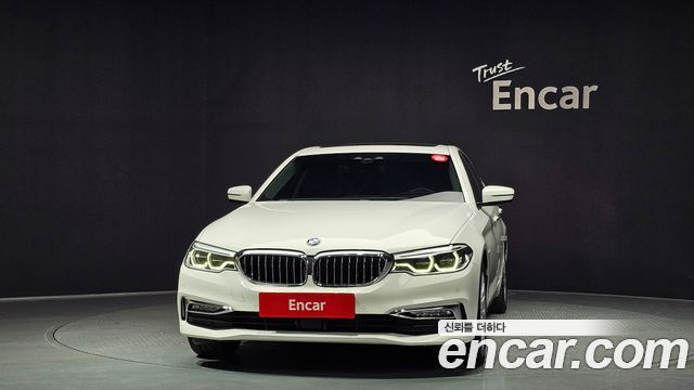 BMW 5-Series 520d xDrive Luxury Plus