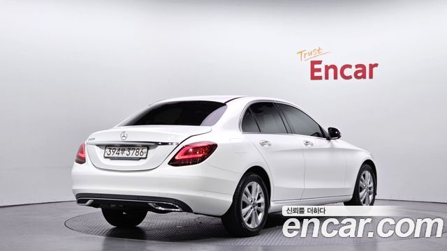 Mercedes-Benz C-Class C200 Avantgarde