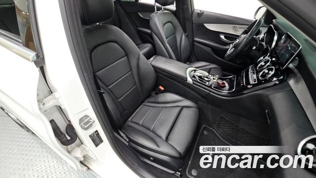 Mercedes-Benz C-Class C200 Avantgarde