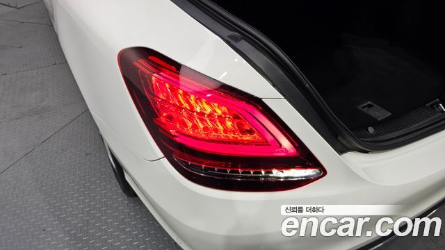 Mercedes-Benz C-Class C200 Avantgarde