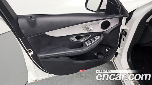 Mercedes-Benz C-Class C200 Avantgarde