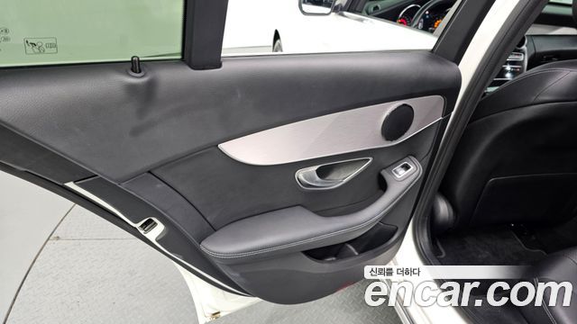 Mercedes-Benz C-Class C200 Avantgarde