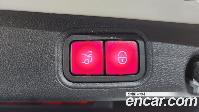 Mercedes-Benz E-Class E300 Avantgarde