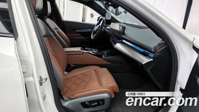 BMW 5-Series 530i xDrive M Sport