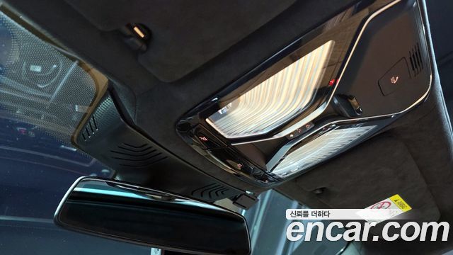 BMW 7-Series 740i Design Pure Excellence