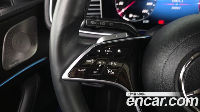 Mercedes-Benz GLE-Class GLE300d 4MATIC