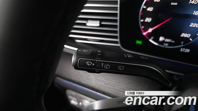 Mercedes-Benz GLE-Class GLE300d 4MATIC