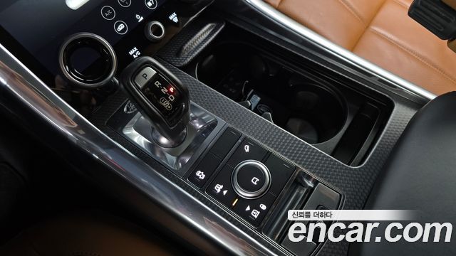 Land Rover Range Rover Sport 3.0 SDV6 HSE Dynamic