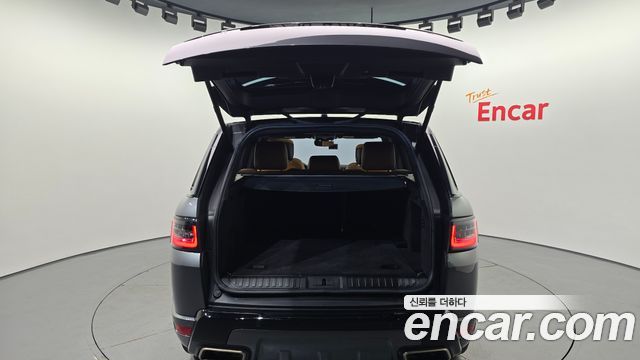 Land Rover Range Rover Sport 3.0 SDV6 HSE Dynamic