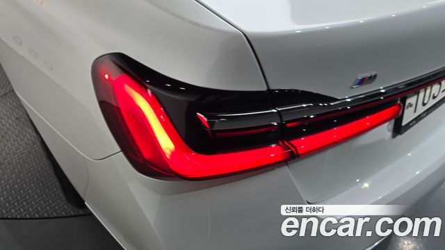 BMW 7-Series 740i M Sport