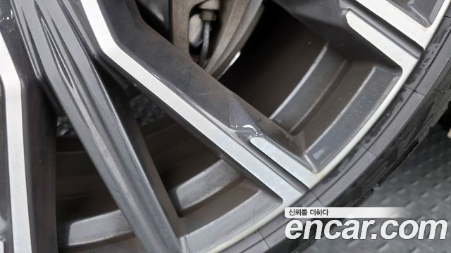 BMW 7-Series 740i M Sport