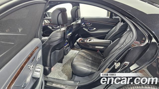 Mercedes-Benz S-Class S560L 4MATIC