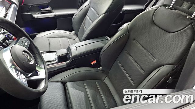 Mercedes-Benz EQB EQB300 4MATIC AMG Line