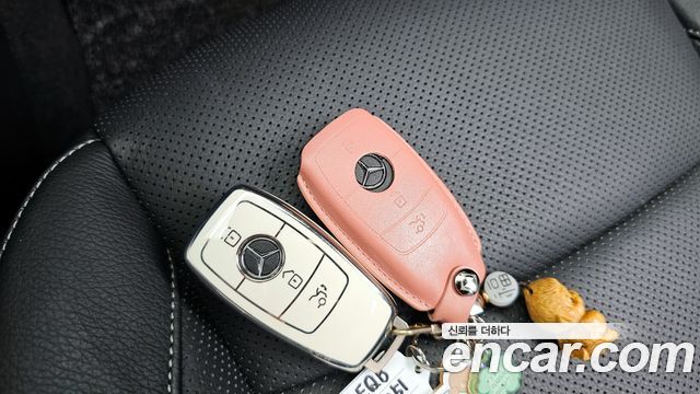 Mercedes-Benz EQB EQB300 4MATIC AMG Line