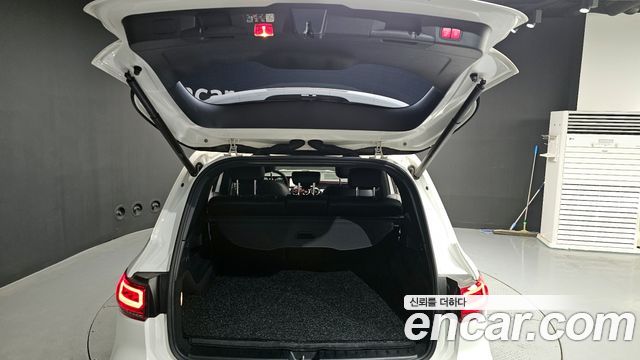 Mercedes-Benz EQB EQB300 4MATIC AMG Line