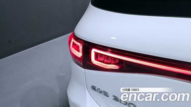 Mercedes-Benz EQB EQB300 4MATIC AMG Line