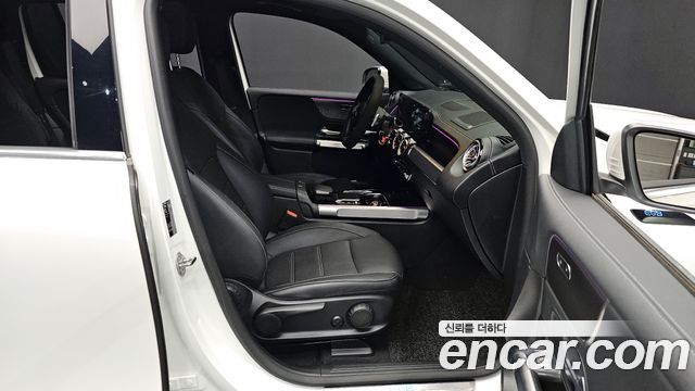Mercedes-Benz EQB EQB300 4MATIC AMG Line