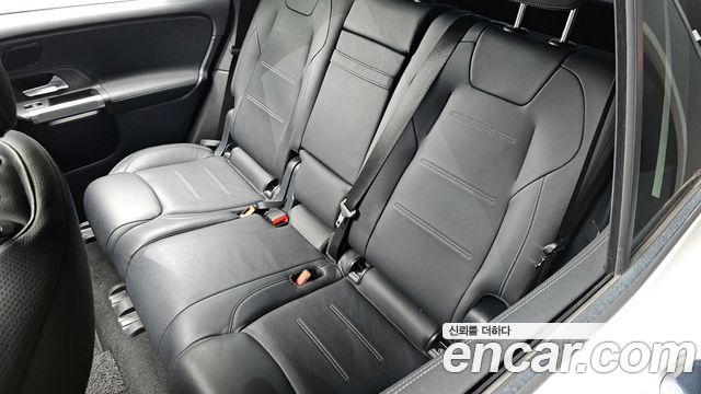 Mercedes-Benz EQB EQB300 4MATIC AMG Line