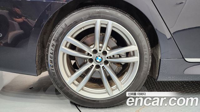 BMW 7-Series 730d xDrive M Sport