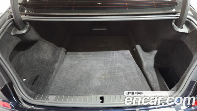 BMW 7-Series 730d xDrive M Sport