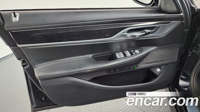BMW 7-Series 730d xDrive M Sport
