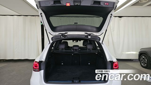 Mercedes-Benz GLC-Class GLC220 d 4MATIC