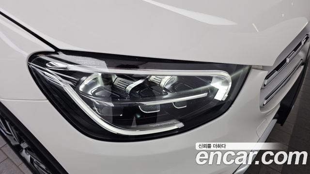 Mercedes-Benz GLC-Class GLC220 d 4MATIC