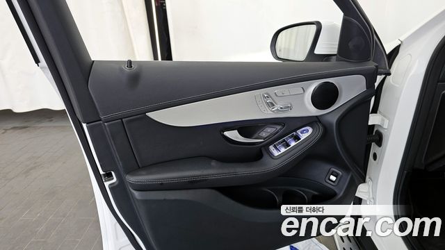 Mercedes-Benz GLC-Class GLC220 d 4MATIC