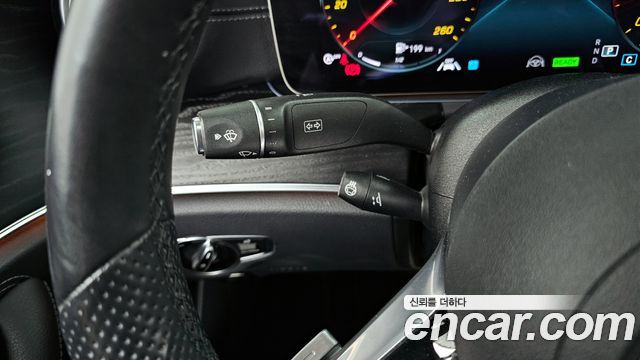 Mercedes-Benz E-Class E220d 4MATIC AMG Line
