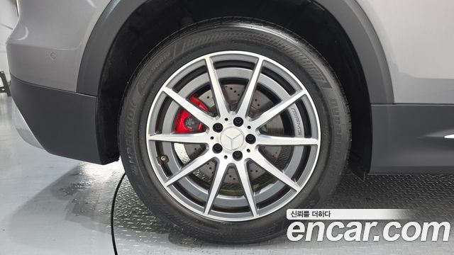 Mercedes-Benz GLB-Class AMG GLB35 4MATIC