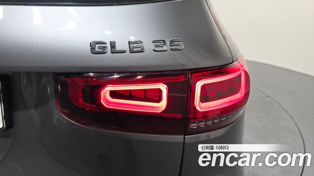 Mercedes-Benz GLB-Class AMG GLB35 4MATIC