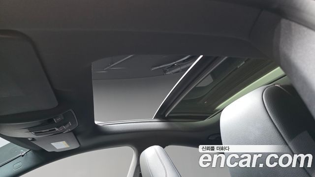 Mercedes-Benz CLA-Class CLA220 AMG Line