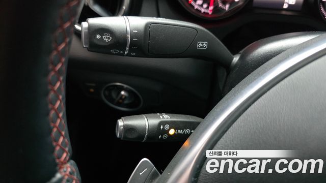 Mercedes-Benz CLA-Class CLA220 AMG Line