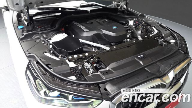 BMW 5-Series 530i xDrive M Sport