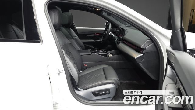 BMW 5-Series 530i xDrive M Sport