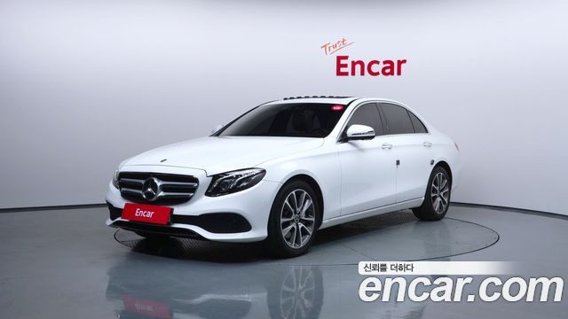 Mercedes-Benz E-Class E300 4MATIC Avnatgarde