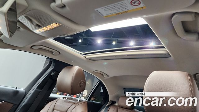 Mercedes-Benz E-Class E300 4MATIC Avnatgarde