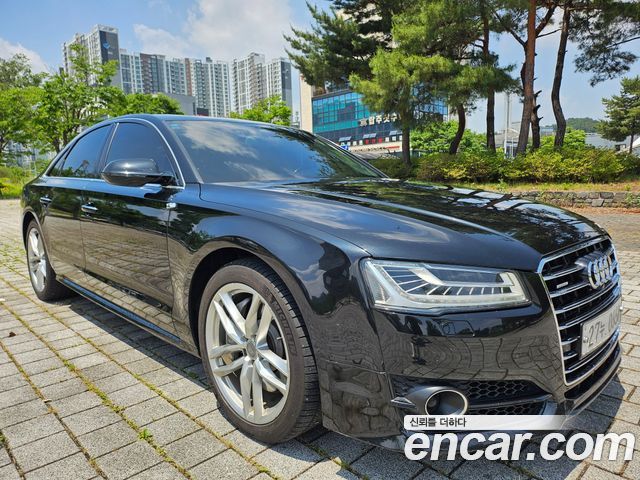 Audi A8 65 TFSI Quattro