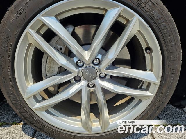 Audi A8 65 TFSI Quattro