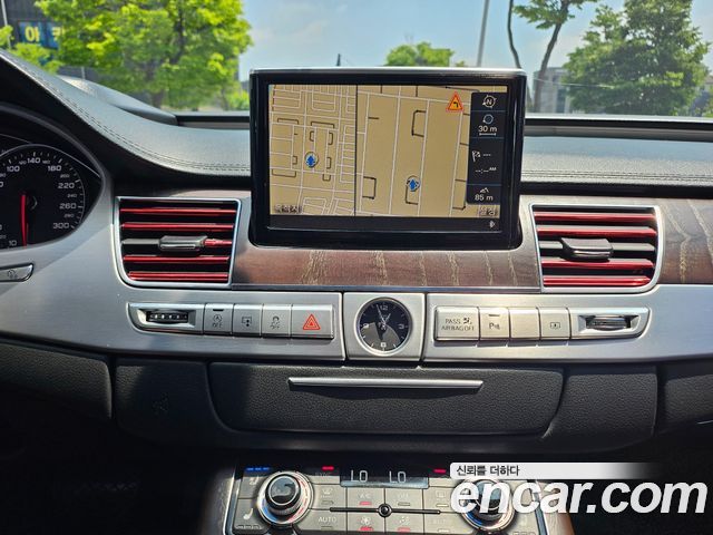 Audi A8 65 TFSI Quattro