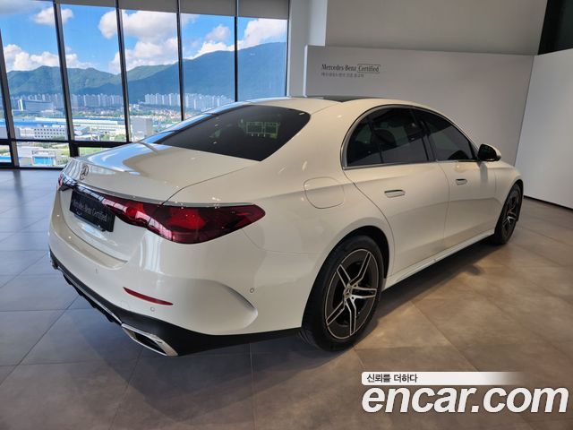 Mercedes-Benz E-Class E200 AMG Line