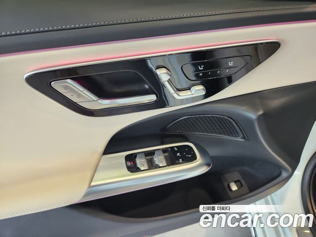 Mercedes-Benz E-Class E200 AMG Line