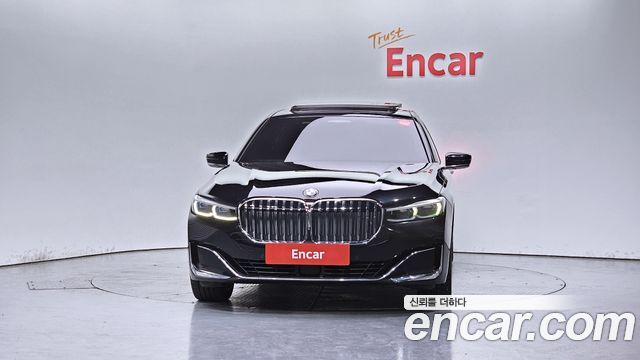 BMW 7-Series 740Li xDrive Design Pure Excellence