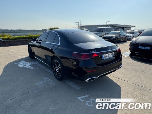 Mercedes-Benz E-Class E200 AMG Line