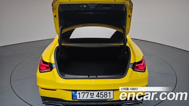 Mercedes-Benz CLA-Class CLA250 4MATIC