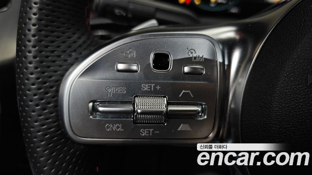 Mercedes-Benz CLA-Class CLA250 4MATIC