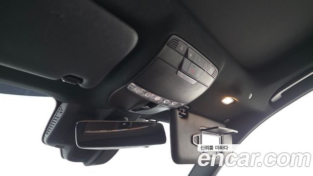 Mercedes-Benz E-Class E350 4MATIC AMG Line