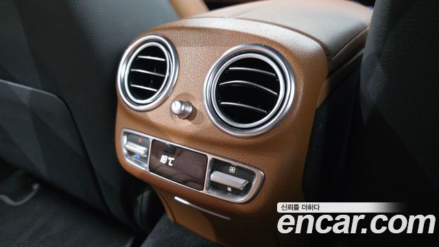Mercedes-Benz E-Class E350 4MATIC AMG Line